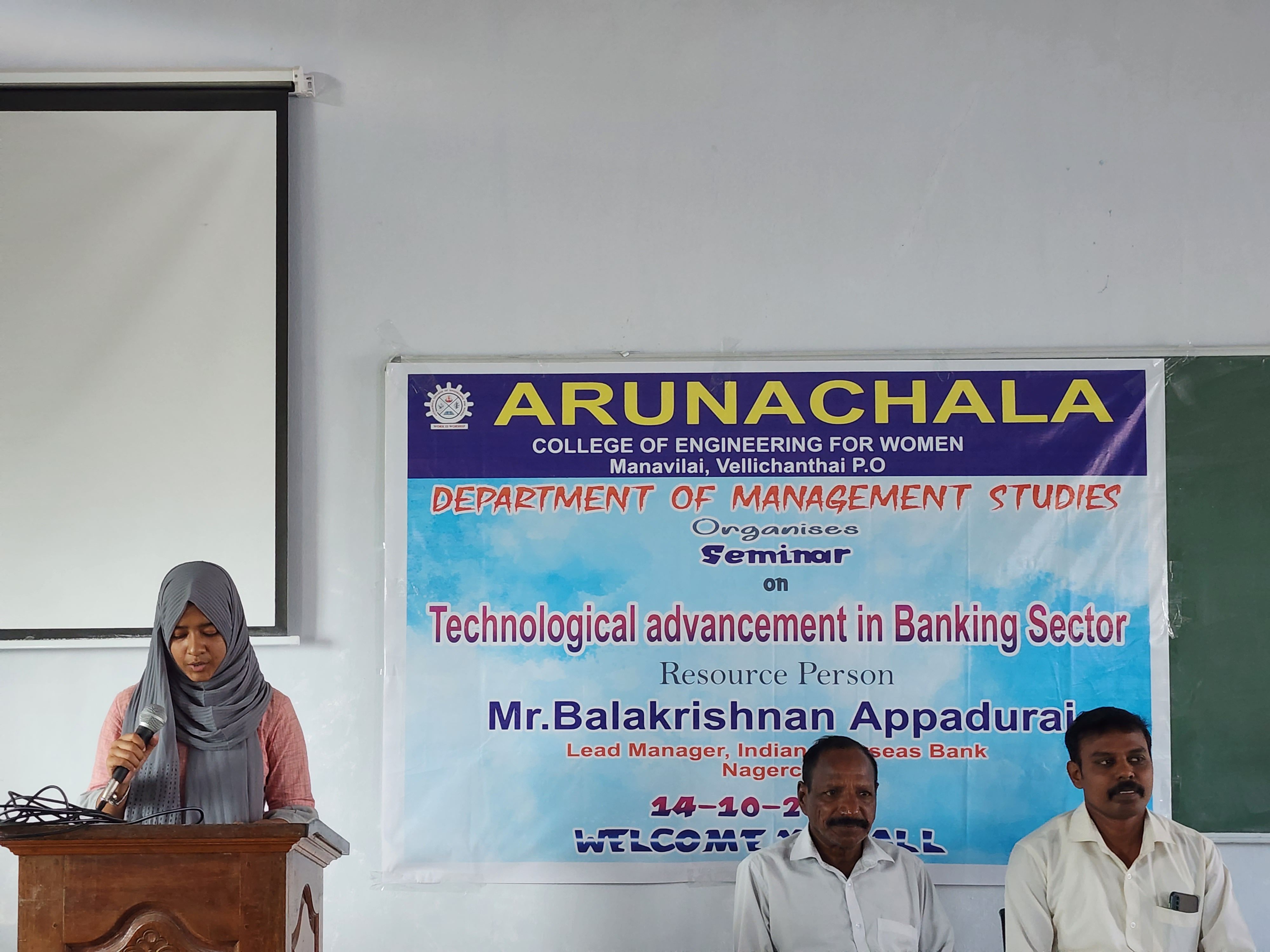 Department of MBA organizes seminar on Technological advancements in banking sector